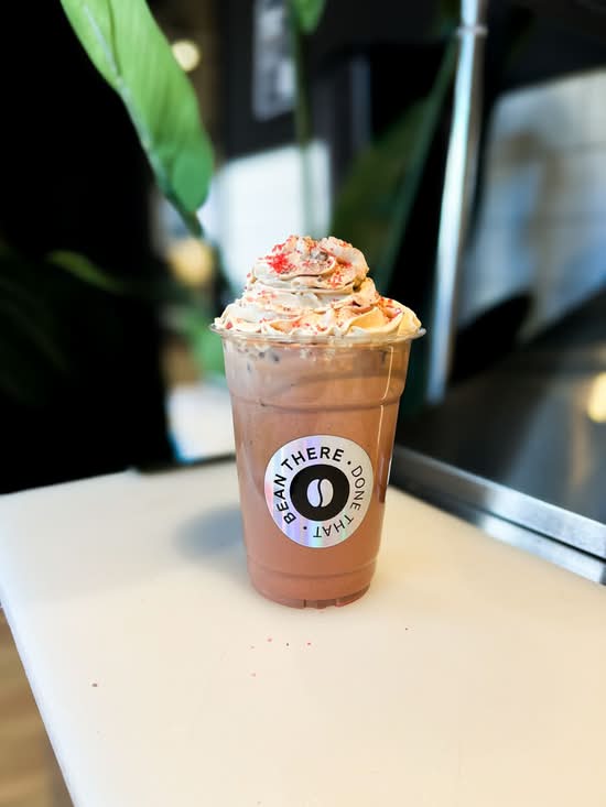 16oz Iced Raspberry Truffle Mocha