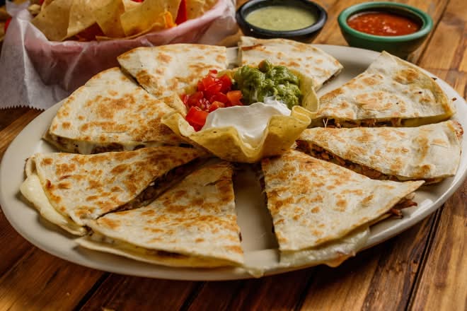 Quesadilla Full Order