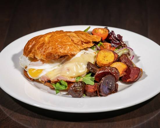Hot Ham & Cheese Croisant