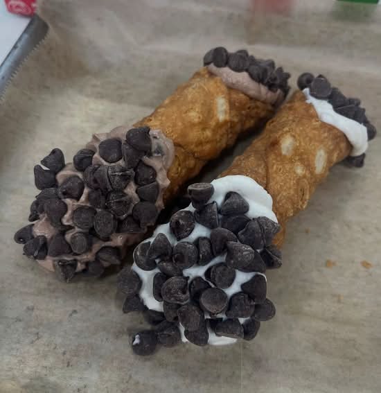 Vanilla Cannoli