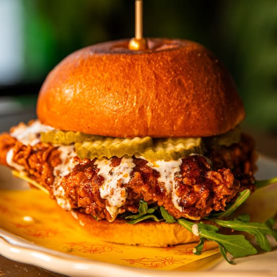CRISPY CHICKEN SANDWICH