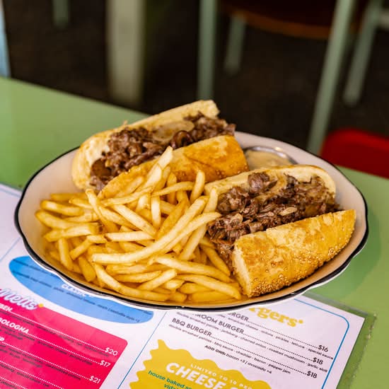 CHEESE STEAK