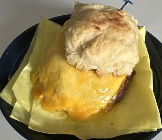 Biscuit Breakfast Sand