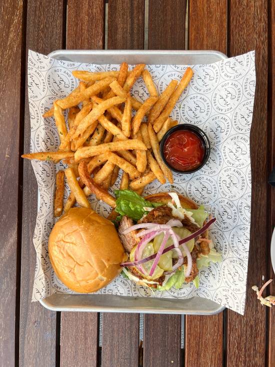 BBQ Pulled Pork Wich