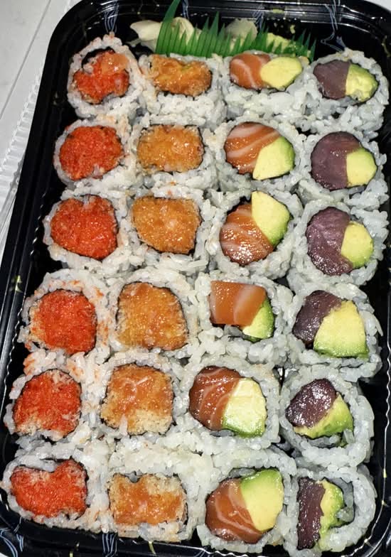 Tuna Avocado Roll