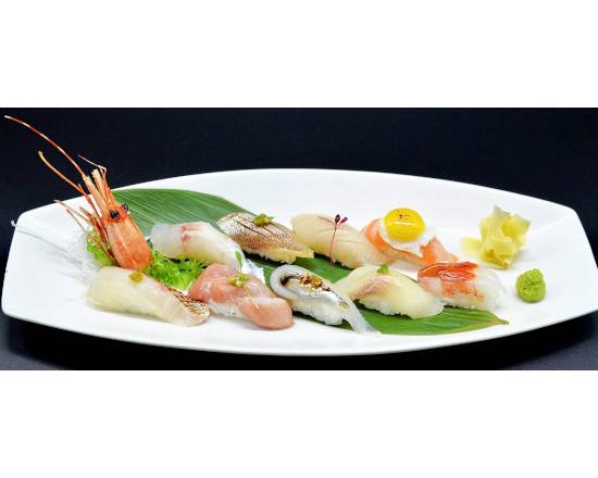 Chef's Special Sushi Dinner (9 pcs)