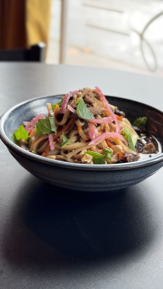 Lo Mein Noodle