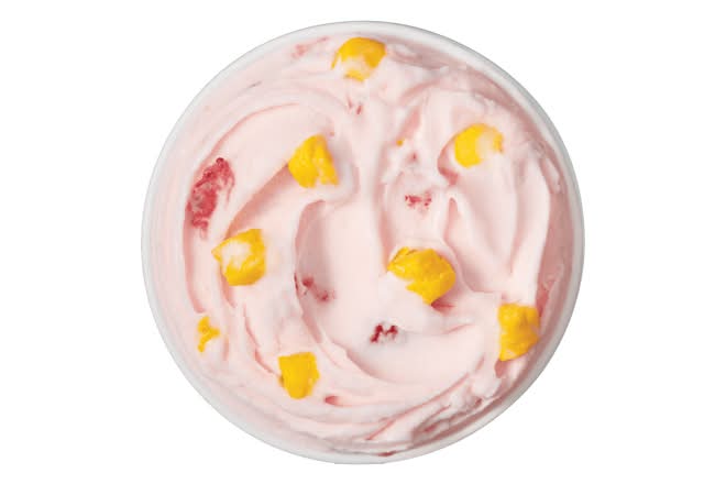 New! Strawberry Mango Mochi BLIZZARD® Treat