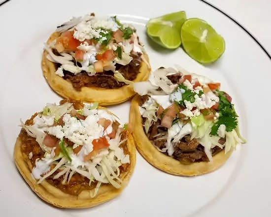 #10 Sopes