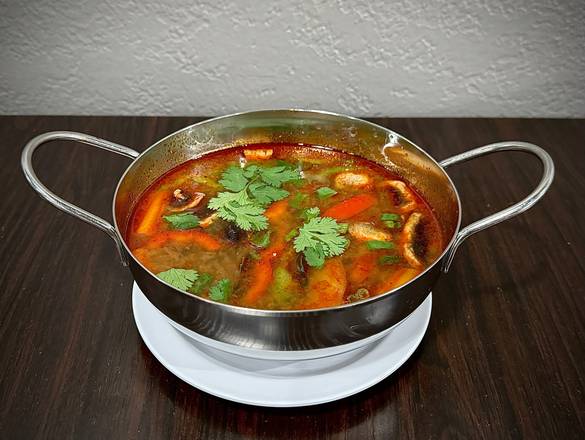 TOM YUM