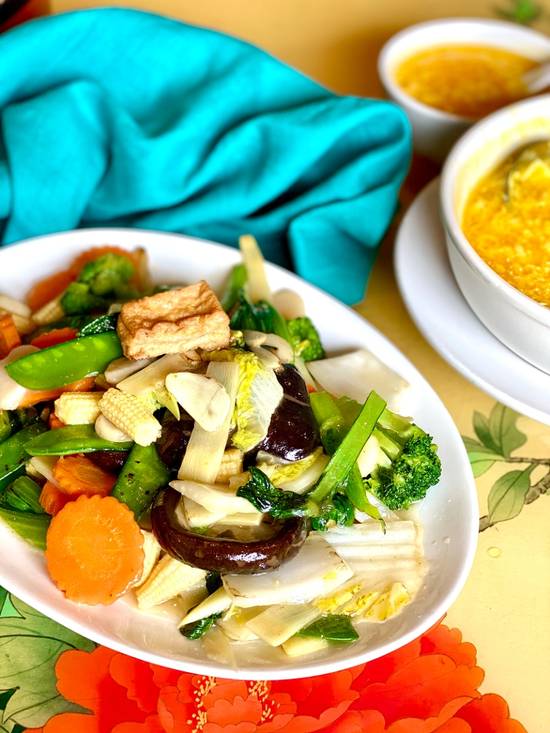 V8. Vegetable Delight