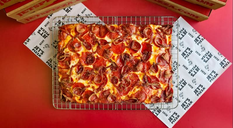 Ultimate Pepperoni