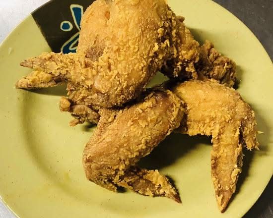 Fried Chicken Wings (4 pcs)