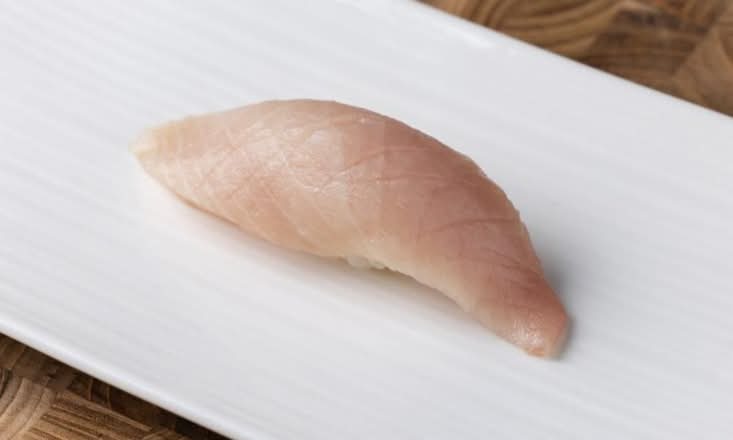 SS7.Sushi Hamachi (2PC)