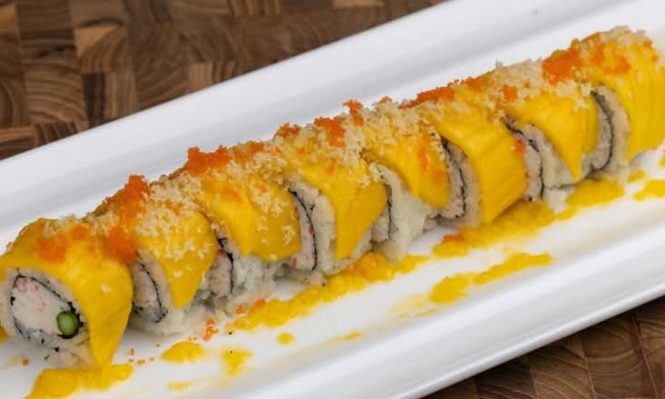 SR10.Dozo Mango Roll
