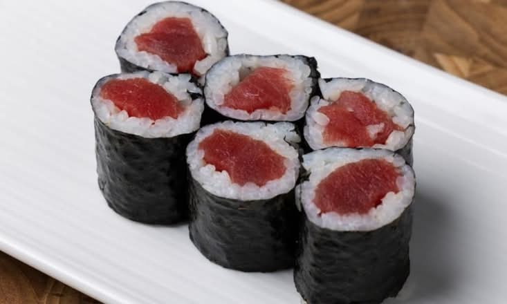 L40.Bluefin Tuna Roll
