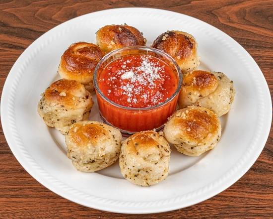 Garlic Knots (8 ct)