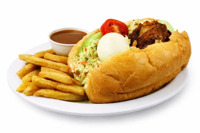 PAN CON POLLO