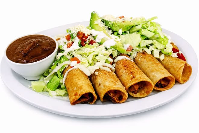 FLAUTAS DE POLLO