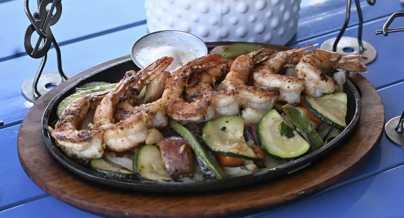 Grilled Shrimp Fajitas
