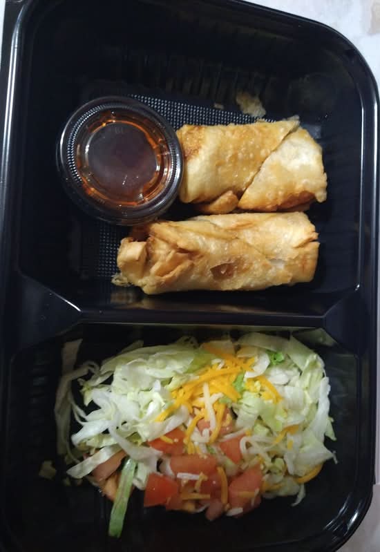 EGG ROLL SOUTHWESTERN CHICKEN