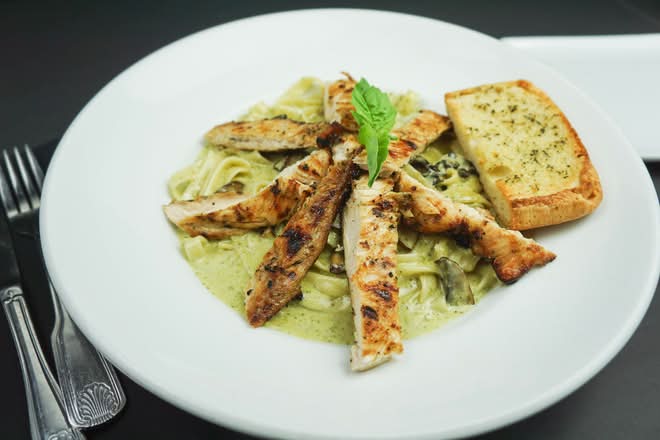Chicken Pesto Pasta