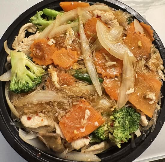 Pad Woon Sen Dinner Noodle
