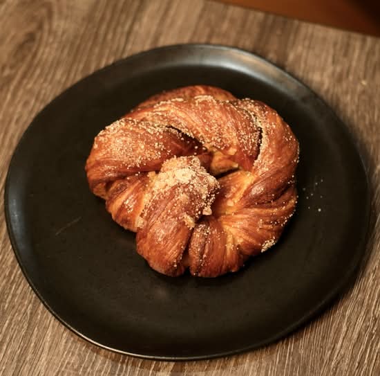 Cardamom Bun