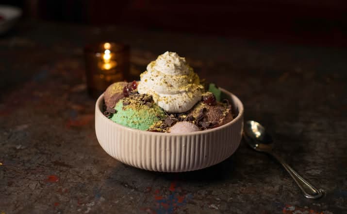 Large Spumoni Sundae