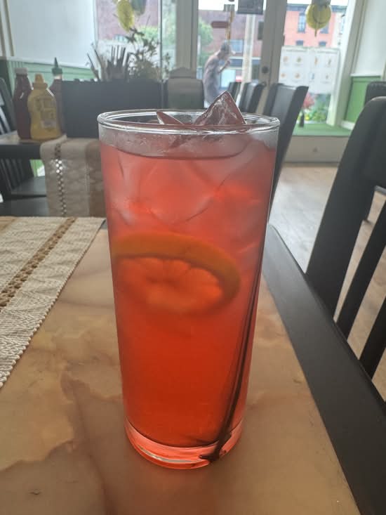Strawberry Tea