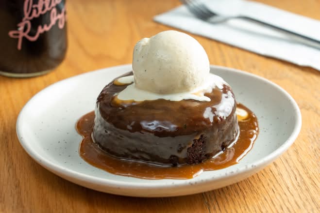 Sticky Date Pudding
