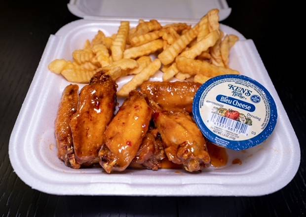 Wings (8 pcs) & Fries