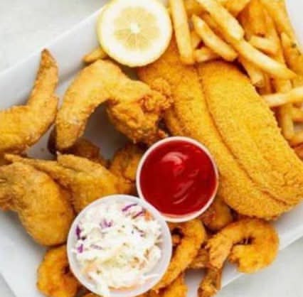 2 Pc Fish & 5 Pc Whole Wings Combo