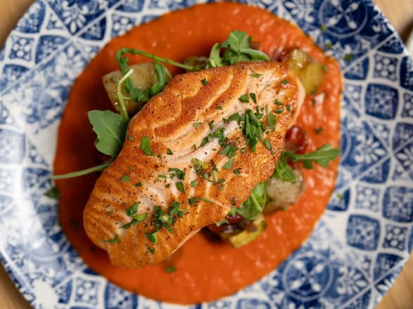 Half Tray - Salmon