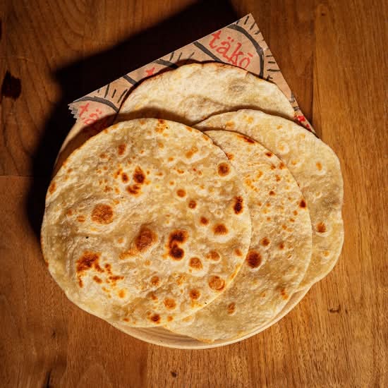 Extra "Flour" Tortillas (4)