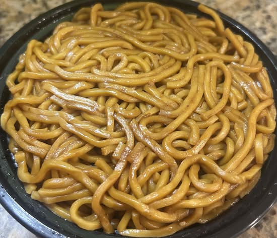 Plain Lo Mein <add 2 for buy 1 get 1 free>