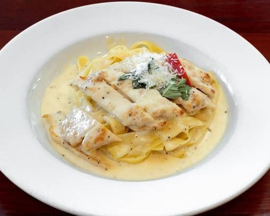 Chicken Alfredo
