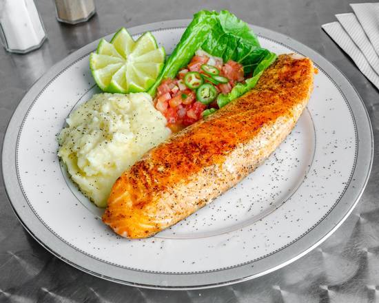 Baked Salmon with Veggies
