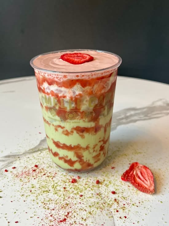Strawberry Matcha 🍓