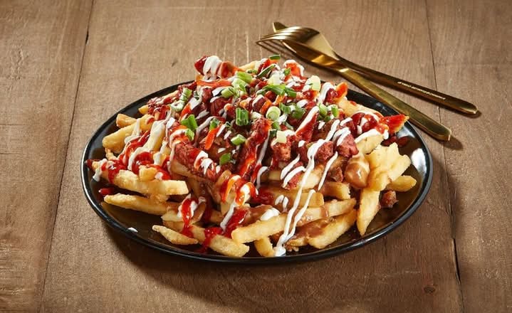 Spicy! Tandoori Poutine