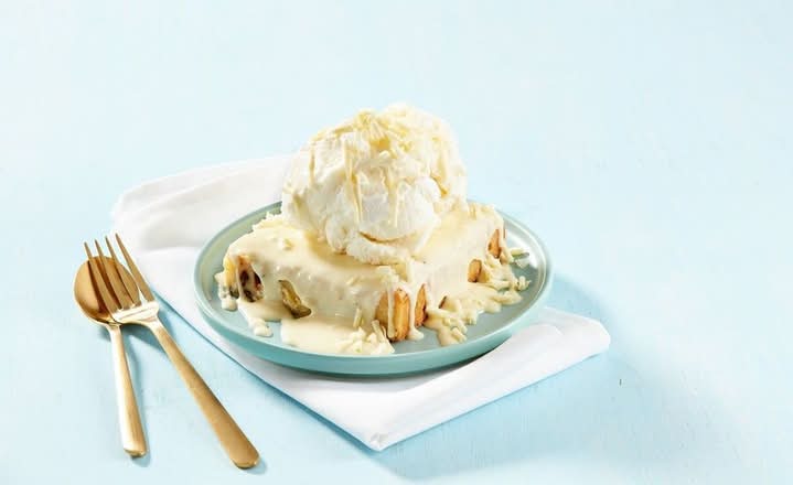 Wht Choc. Brwnie w/ Ice Cream