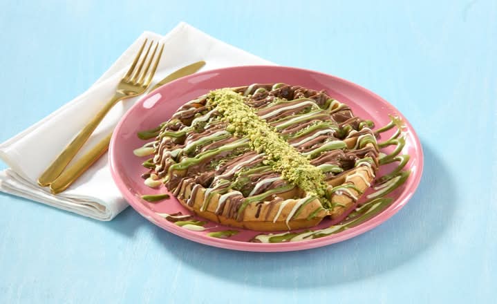Kunafa Delight Waffle