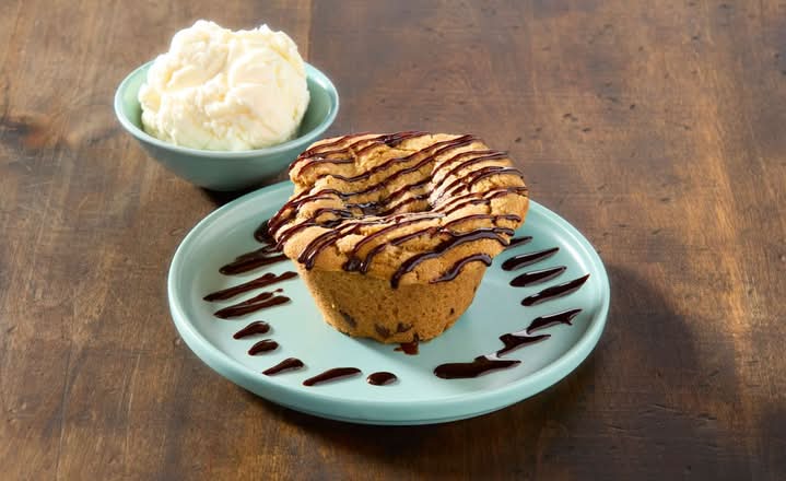 Ooey Gooey Molten Cookie W/ ICream