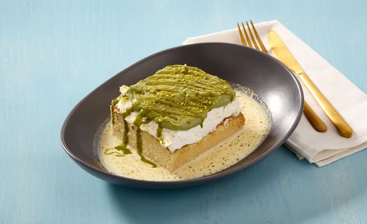 MilkCake-Pistachio