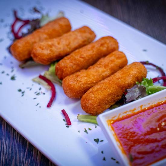 6 Mozzarella Sticks