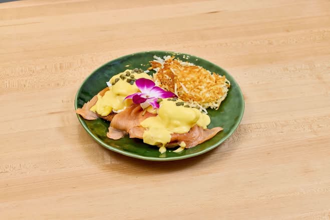 Smoked Salmon Benedict