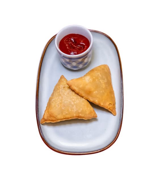 Vegetable Samosa (2 Samosas Per Portion)