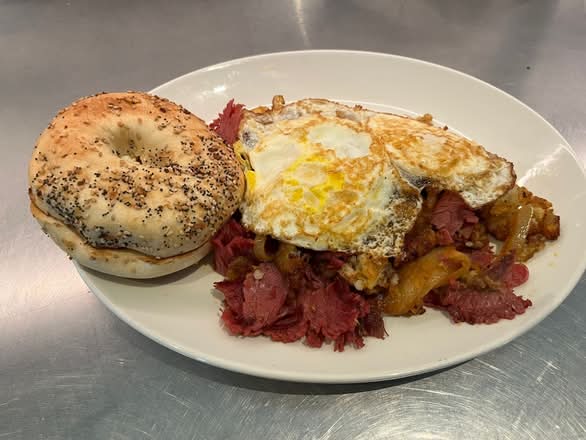 Corned Beef Hash & Eggs