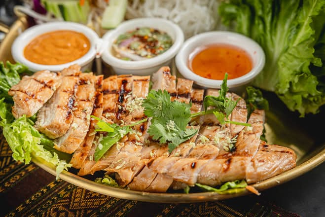 Thai Lettuce Wrap