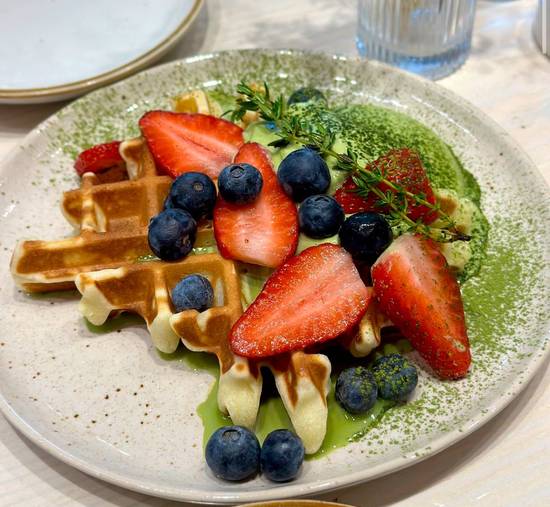 Waffle Matcha Cream